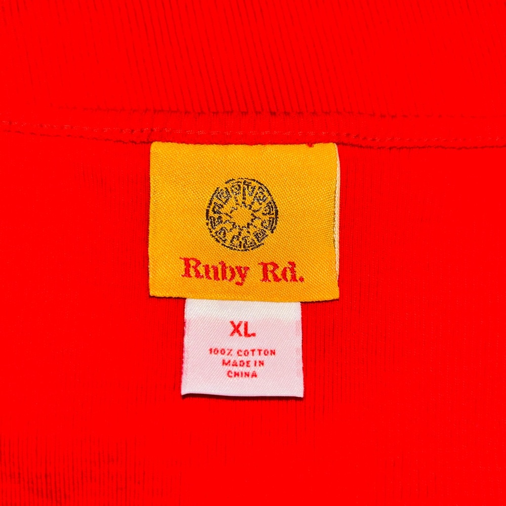 ❤️Ruby Rd Embellished Top❤️ - Picture 6 of 8